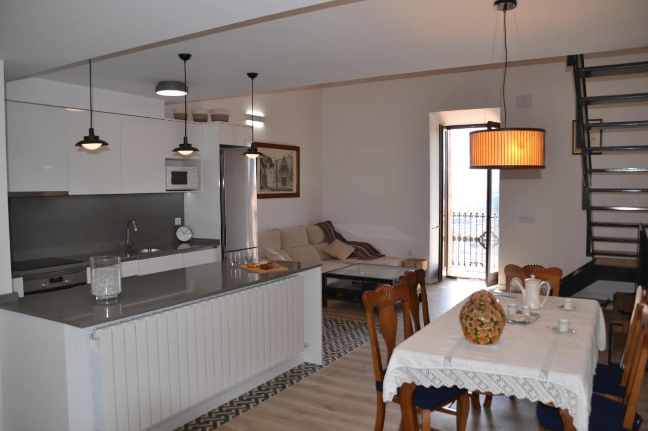 Апартаменти Duplex Dels Estudis Морелья Екстер'єр фото